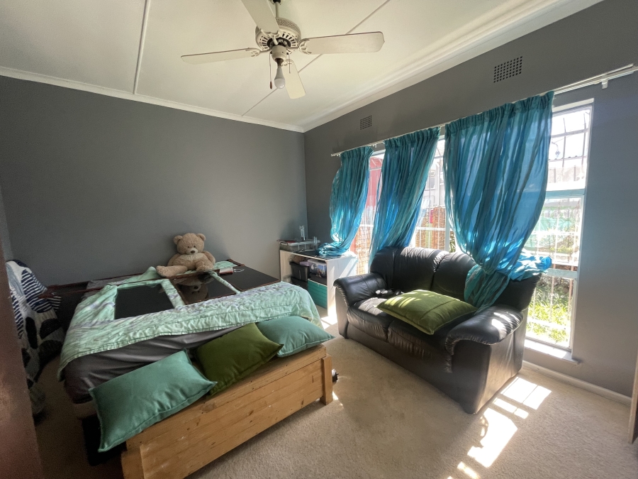 5 Bedroom Property for Sale in Saxilby Eastern Cape